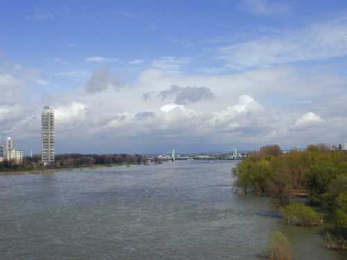 Rhein stromabw&auml;rts